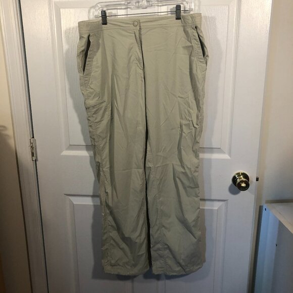 LL Bean women summer hiking cargo pants in light beige, size 16 - Picture 1 of 8